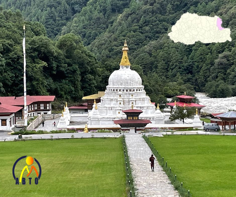  Chorten Kora in Trashiyangtse